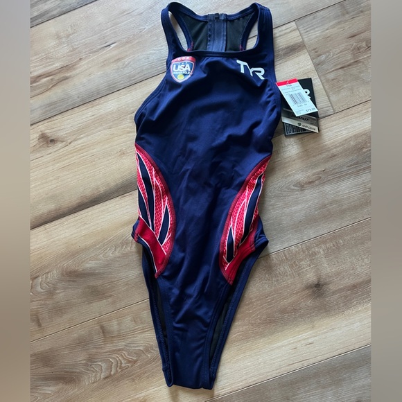NT - TYR Women’s Team USA ODP Water Polo Suit - MSRP $80. Just tried on. - Picture 1 of 5